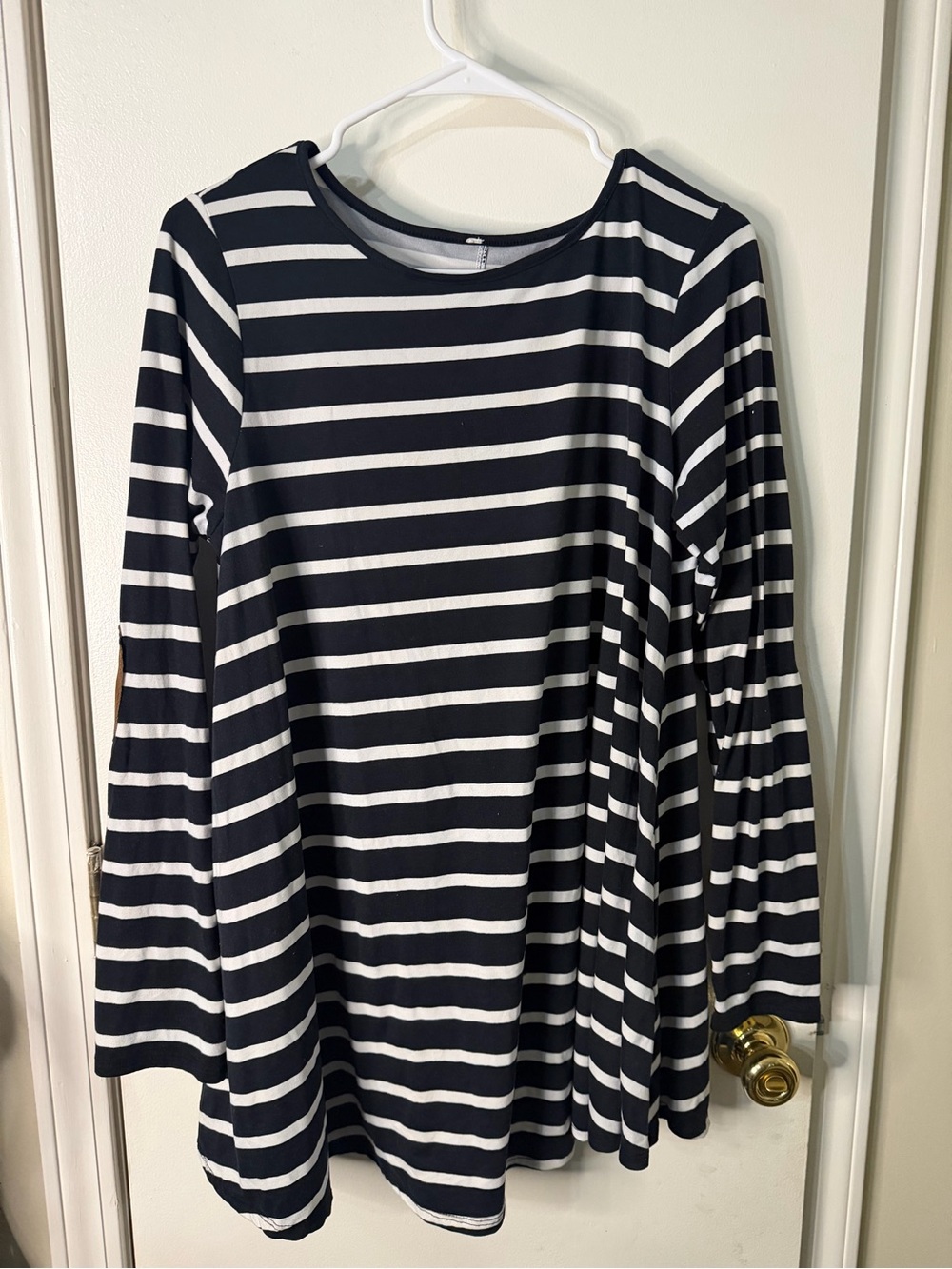 Women's Navy and White Striped Long-Sleeve Tee